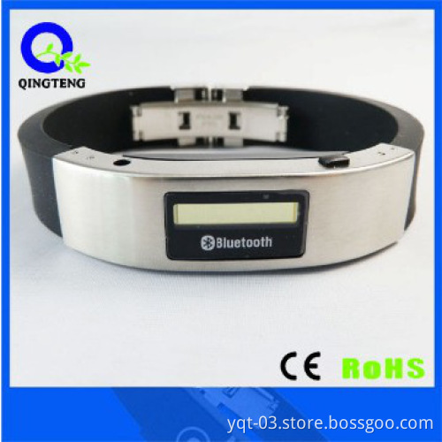 Charming bracelet with bluetooth for women